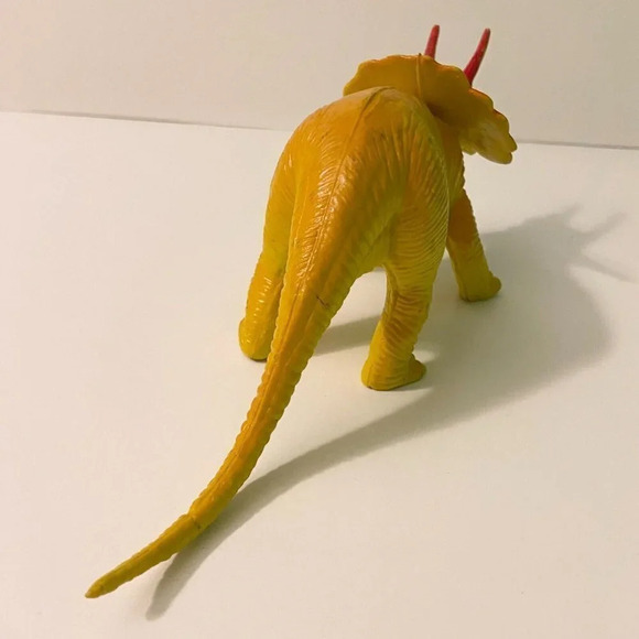 Vintage 1985 Imperial Yellow Red Triceratops Dinosaur 9 in Plastic Toy Figure - Picture 6 of 13